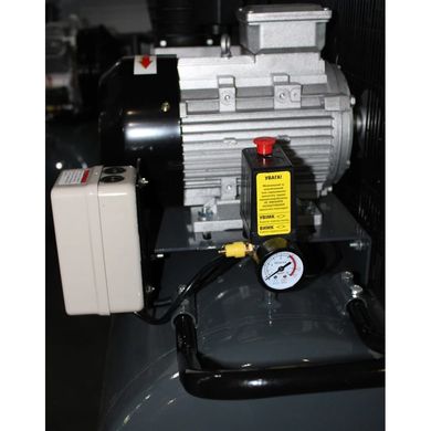 Ременной компрессор GTM KCH2090-200L (ukr27157) фото